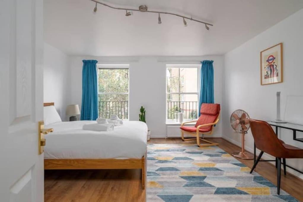 Quiet 4 Bedroom House Between Camden & Kings Cross لندن المظهر الخارجي الصورة